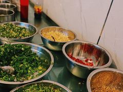 自助调料区-莉安酸牛肉早点