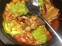 黑松露牛肝菌焖牛蛙-云海肴·汽锅鸡·云南菜(美罗城店)