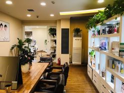 -金丝秀美发沙龙