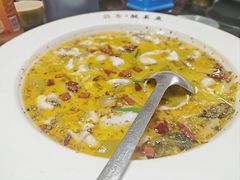 招牌酸菜鱼-酸婆娘江湖川菜(紫竹路店)