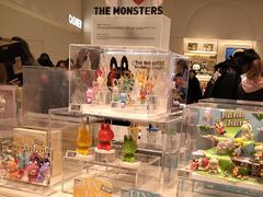 -泡泡玛特POPMART(上海环球港店)