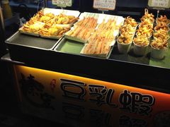 -六合夜市