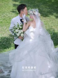 -纪梵希旅拍婚纱摄影(大连总店)