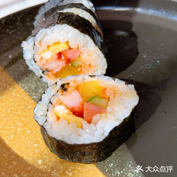 管他是寿司还是紫菜包饭