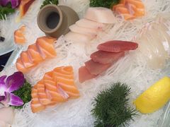 -青瓦餐厅·生鱼片·韩园烤肉(西塔店)