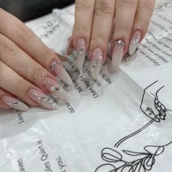 -菜菜美甲美睫皮肤管理