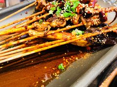 -沪小二炭火蛙锅(淮海中路美食不夜城店)