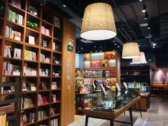 -百新书局(尚悦湾店)