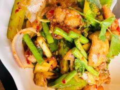 -大头虾越式风味餐厅(光明广场店)