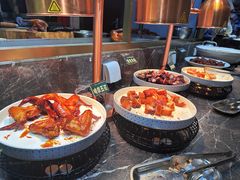 -金马门国际美食百汇(珞喻路店)