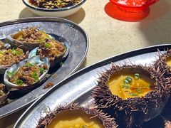 -三亚火车头万人海鲜广场