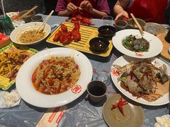 -肥肥虾庄·金牌油焖大虾(杨园滨江时代walk店)