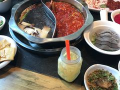 -纸盐河码头火锅(十八梯店)