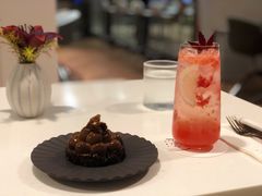 -潮一不贰·法式甜品·生日蛋糕·西式简餐(外滩店)