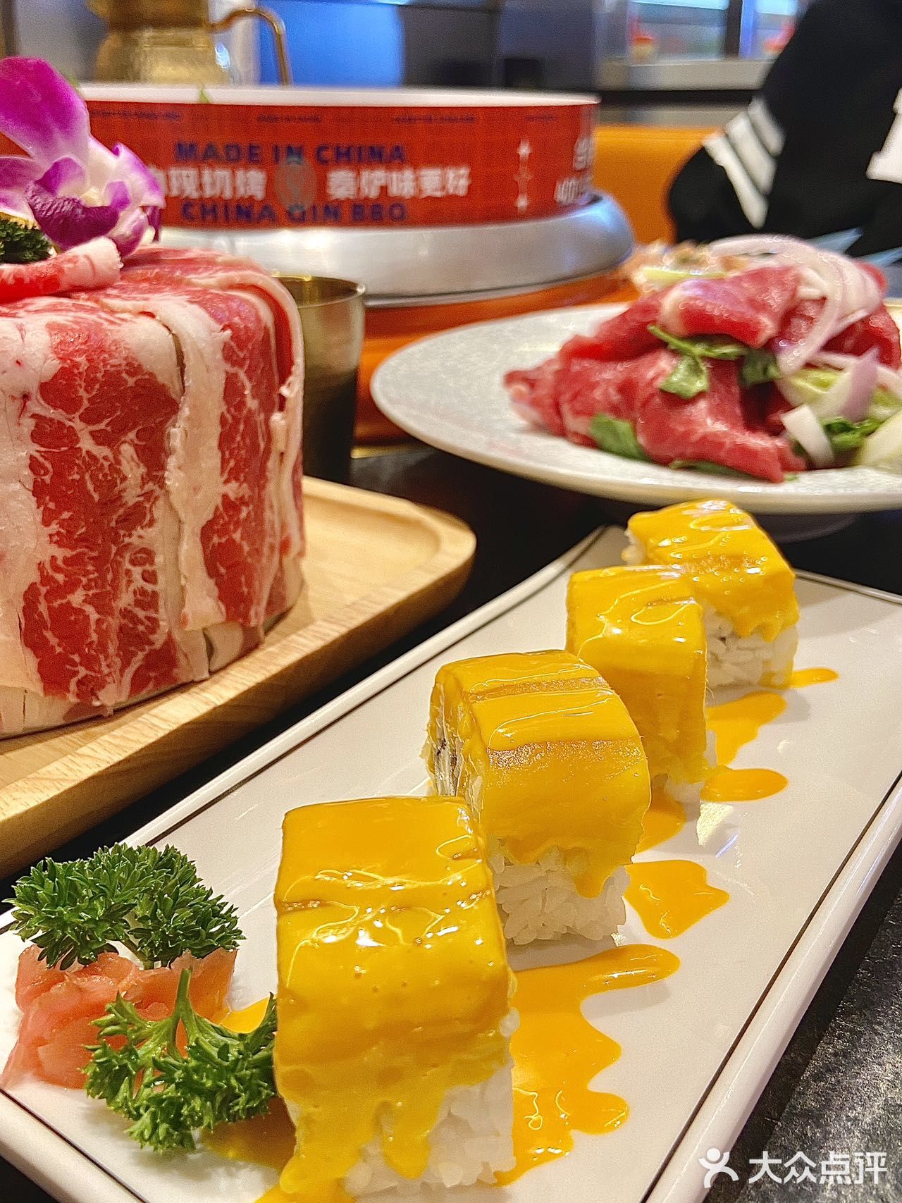 别问我为啥穿着汉服来吃秦炉‼️