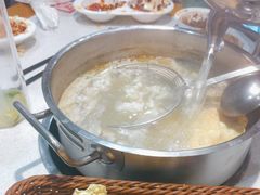 -浪里寻·臻牛养生牛肉火锅(方圆荟店)