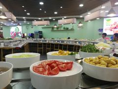 自助取餐区-咕叽咕叽自助烤肉小火锅(西城广场购物中心店)