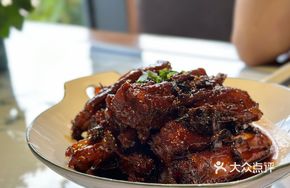 Red-Braised Fish Head from Qiandao Lake