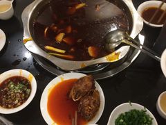 -冯记香辣兔火锅(茶店子总店)