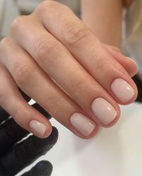 -悦指间美甲美睫