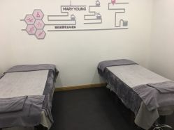 -玉颜皮肤管理化妆品体验馆