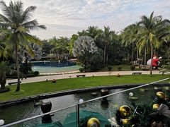 -三亚湾海居铂尔曼度假酒店