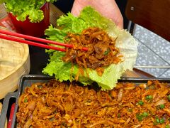 -红东阁东北菜烤肉酒馆(CROSS万象汇店)