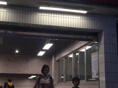 -烈士陵园(地铁站)
