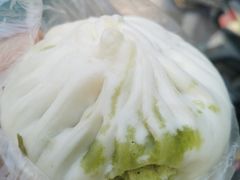 荠菜包-凤英特色包子(浮桥店)
