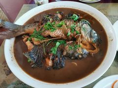 贴饼小鱼-北京龙庆四季香农家饭庄·灶台鱼·碳烤虹鳟鱼(龙庆峡店)