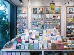 -猫的天空之城概念书店(杭州南宋御街店)