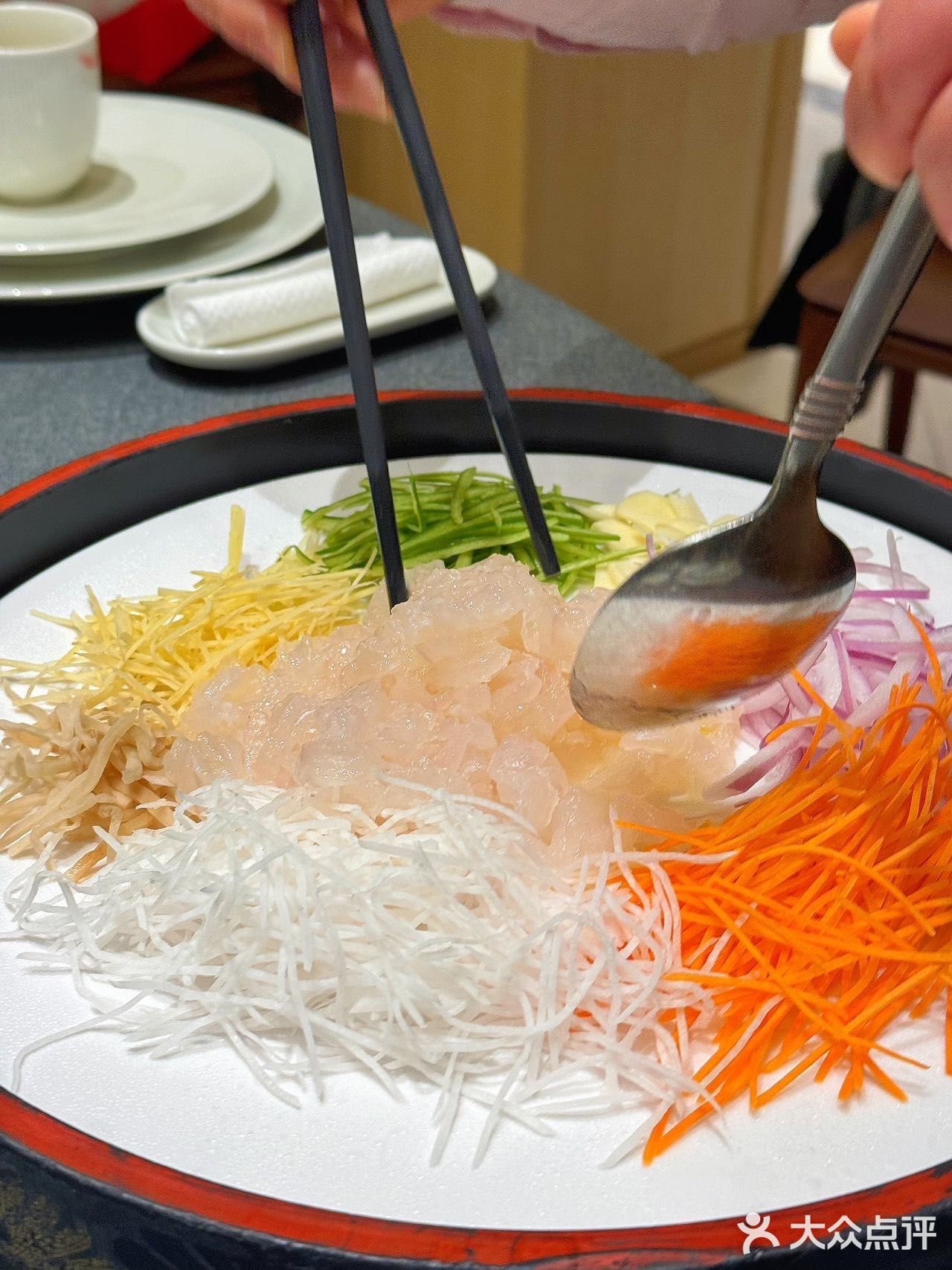 去顺德太远，来这家吃粤菜吧 