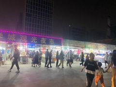 -大学城夜市
