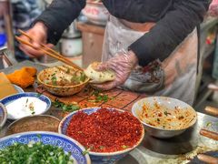 -曾笼笼牛肉饼