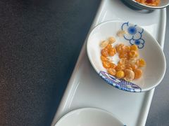 -凤凰湘语·平价海鲜餐厅(浦东旗舰店)