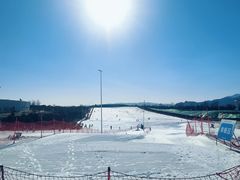 -华彬猛犸滑雪场