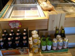 面包甜点陈列柜-锅圈食汇火锅烧烤食材超市(红桥店)
