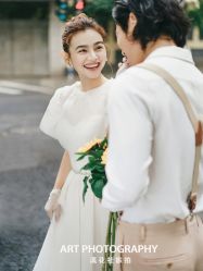 -纪梵希旅拍婚纱摄影(大连总店)