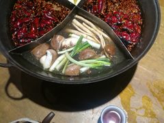 -白乐天毛肚火锅馆(南滨路店)