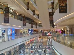 -LuOne凯德晶萃广场(徐家汇路店)