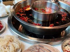 -九尺赵老四鲜鹅肠火锅