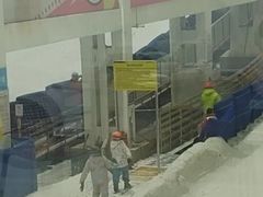 -乔波室内滑雪场