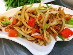 -覃记海鲜美食餐厅