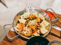 麻婆婆秘制干拌抄手-麻婆婆白家肥肠粉(海岸城店)