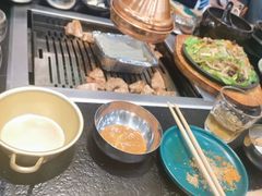 -臻牛烤肉
