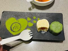 -海底捞火锅(宝龙广场夜宵主题店)