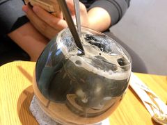 -ZING COFFEE 镜咖啡