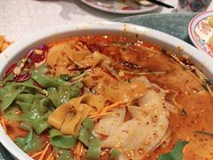 -天山集市(和家乐广场店)