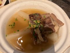 -港丽餐厅(高德置地店)