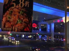 -沪小胖小龙虾(淮海中路旗舰店)